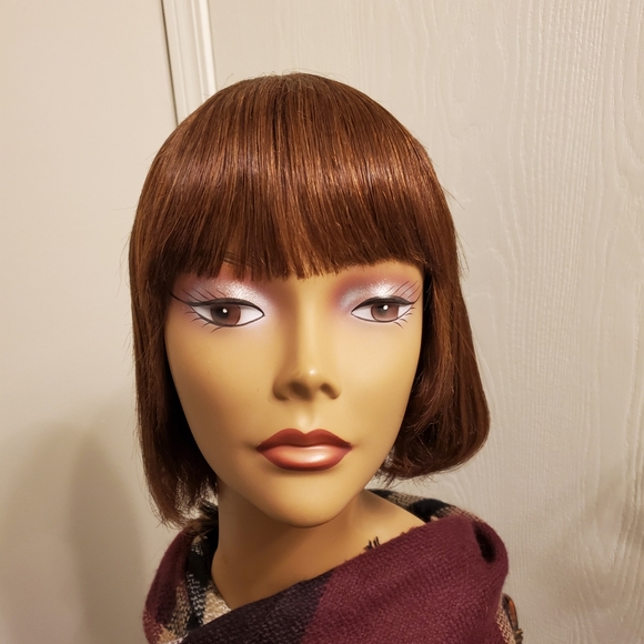 Human Hair Blend Bob Wig - Picture 1 of 5